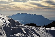 70 Il Resegone davanti a noi nella discesa al Passo di Grialeggio